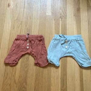 2 pairs of Kate Quinn panda shorts 6-12mth